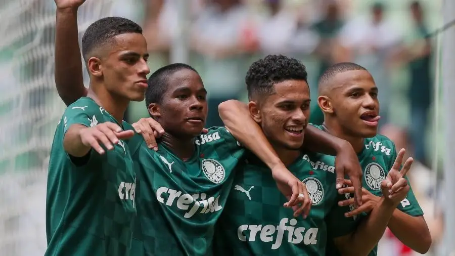 revelacoes-palmeiras-atraem-europa revelacoes-palmeiras-atraem-europa
