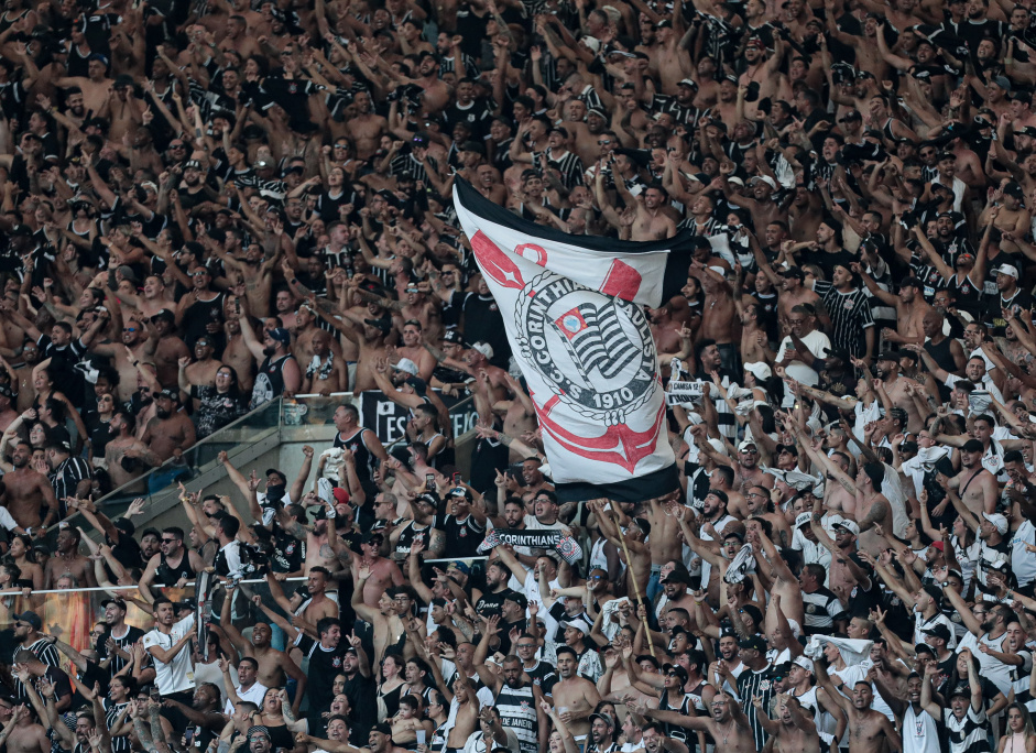 torcida_do_corinthians_presente_no_maracana_52ee torcida_do_corinthians_presente_no_maracana_52ee