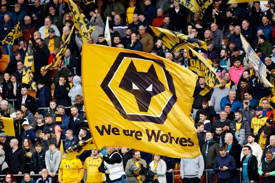 Bandeira do Wolves