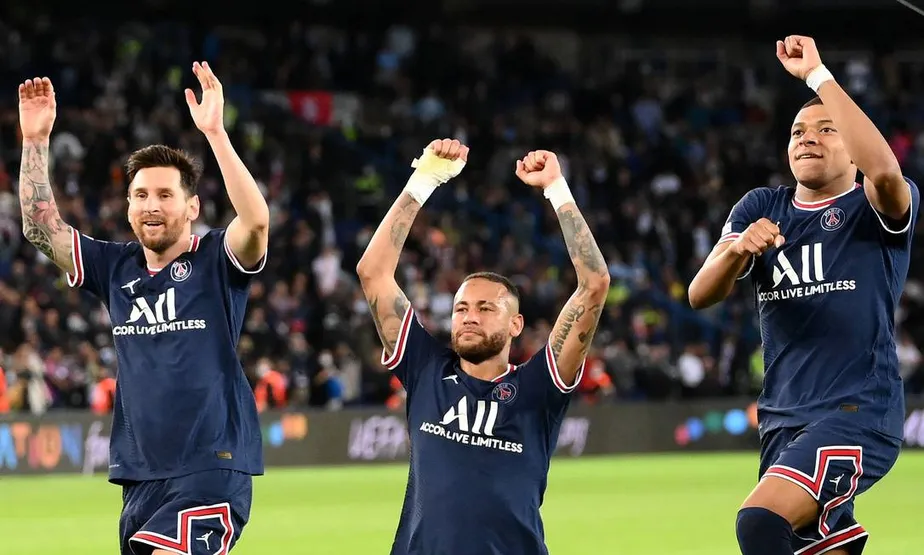 Messi, Neymar e Mbappé PSG Messi, Neymar e Mbappé PSG