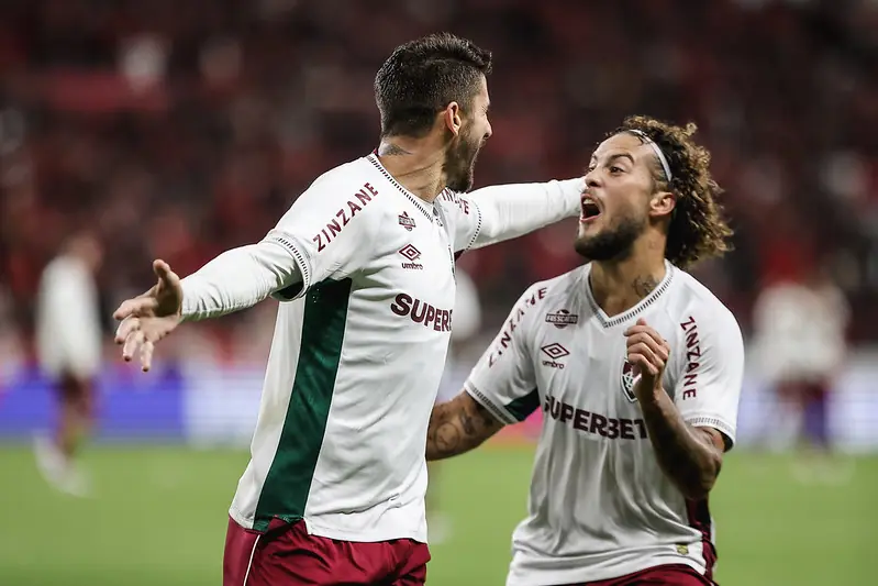 Como foi o jogo Internacional x Fluminense