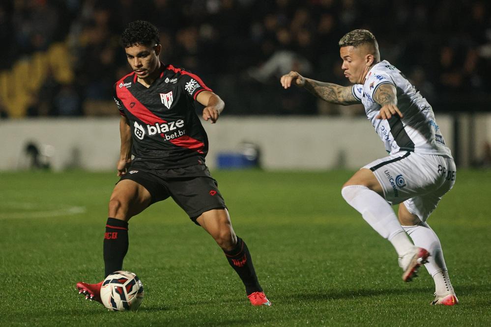 Como foi o jogo Operário PR x Atlético-GO