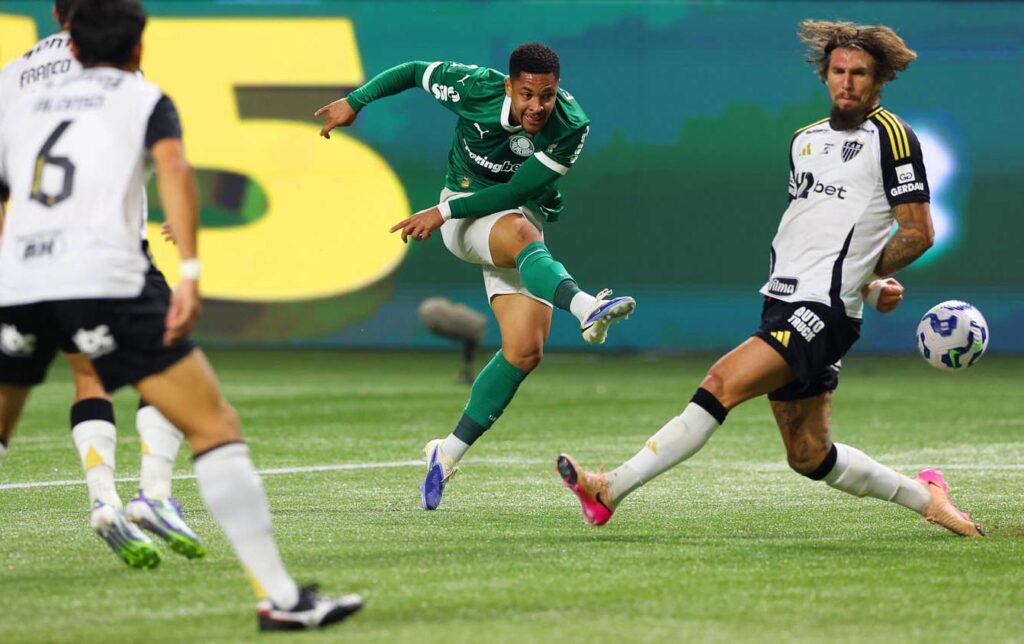 Como foi o jogo Palmeiras x Atlético‑MG