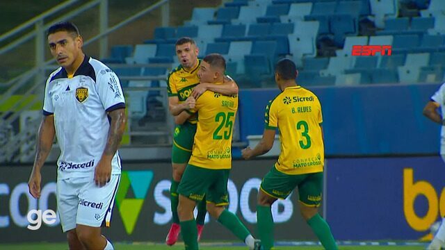 Cuiabá 3 x 1 Amazonas