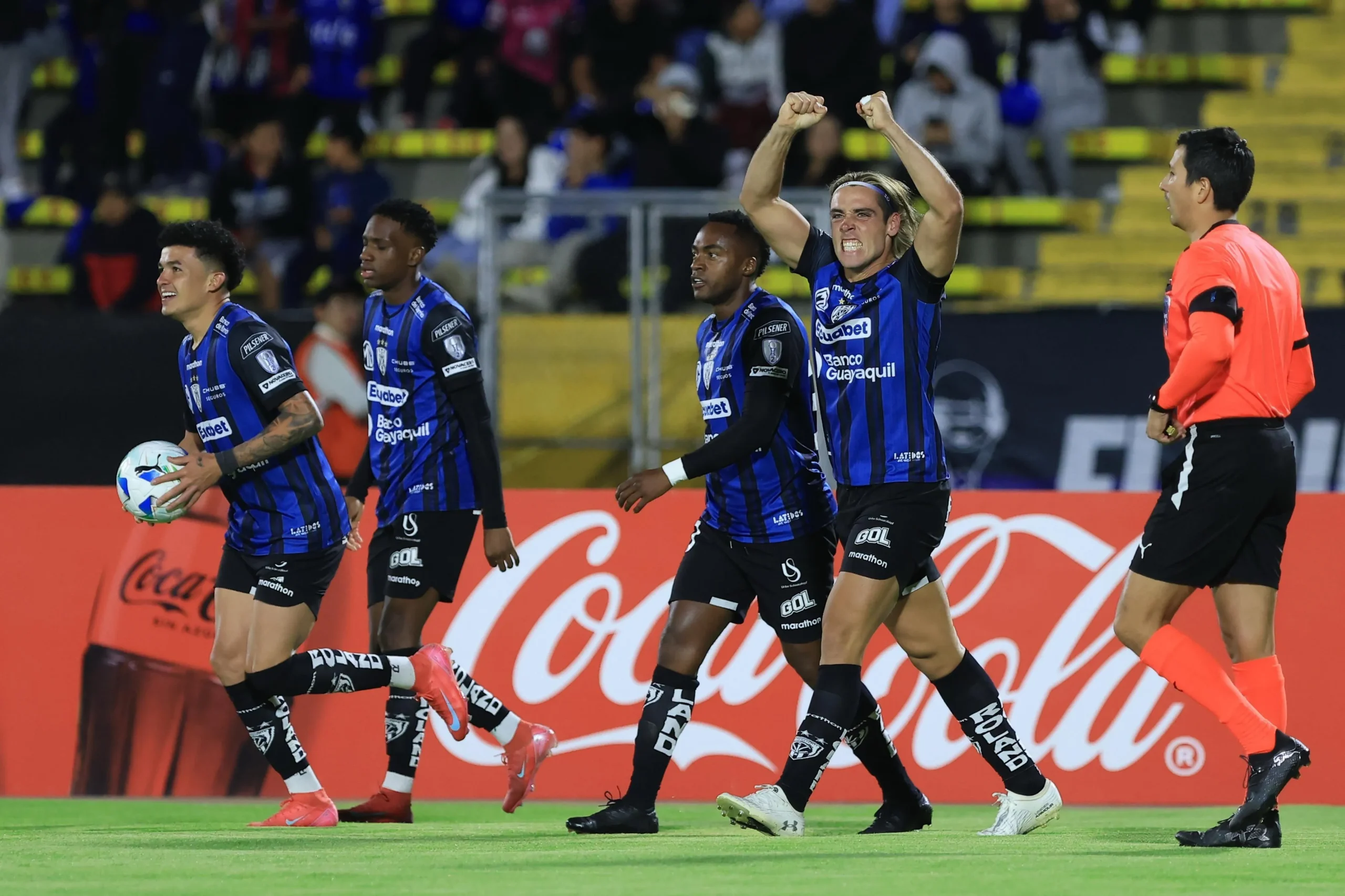 spinelli_gol_independiente_del_valle_vasco_sul_americana